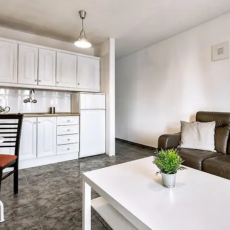 Las Americas One Bedroom With Pool View דירה *